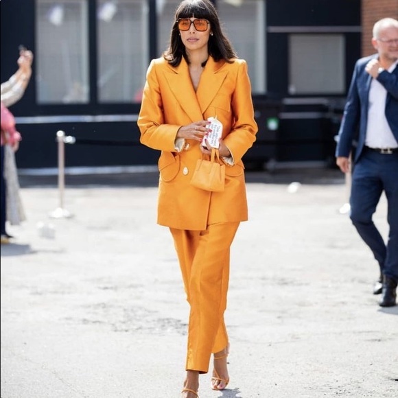 Orange top/dress suit/blazer jacket with waist belt. - Picture 3 of 3